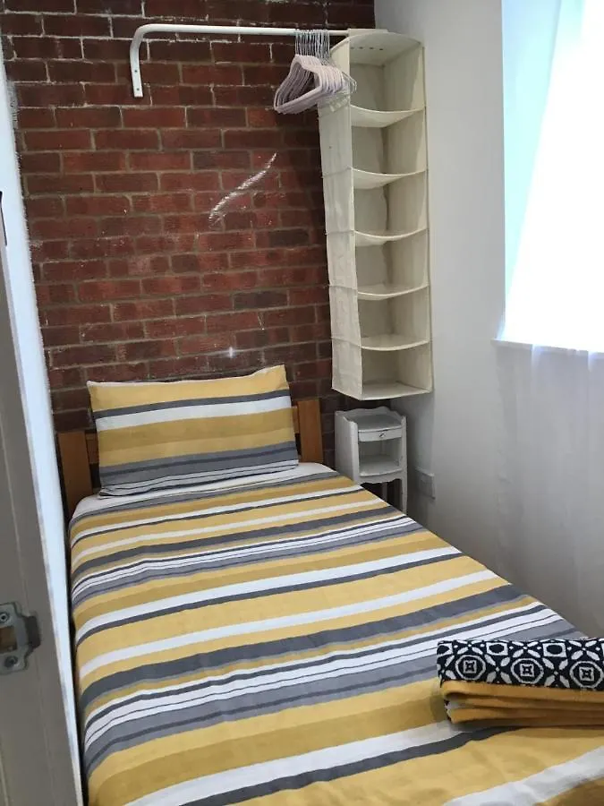 Residential Quarters, The Bungalow - Shooters Hill Villa London 0*,